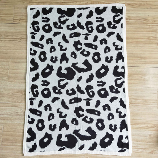 BL0023 Leopard Blankets
