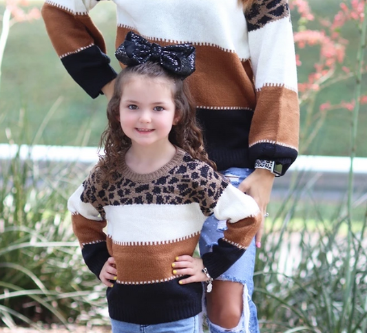 6 A0-15 Leopard Girls Long Sleeve Sweater